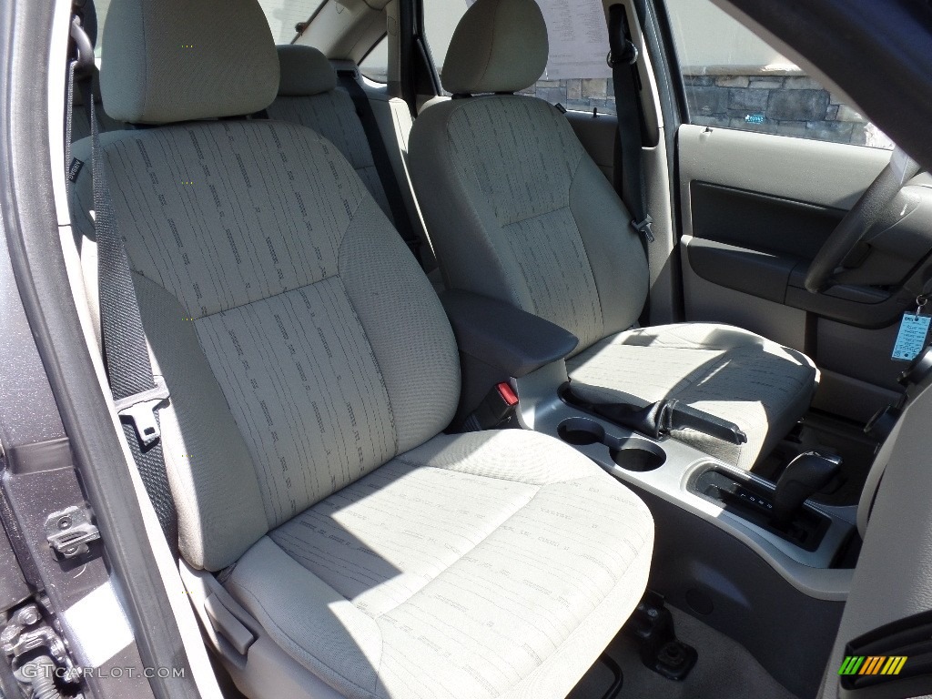 2011 Focus SE Sedan - Sterling Gray Metallic / Medium Stone photo #12