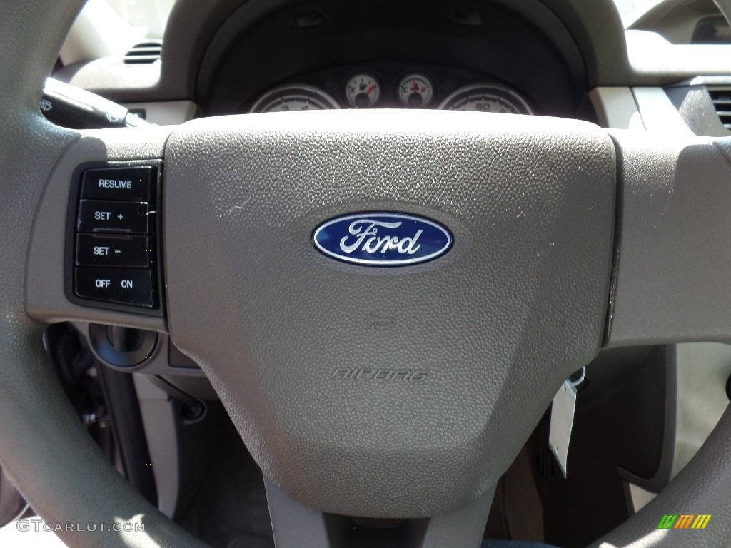 2011 Focus SE Sedan - Sterling Gray Metallic / Medium Stone photo #21