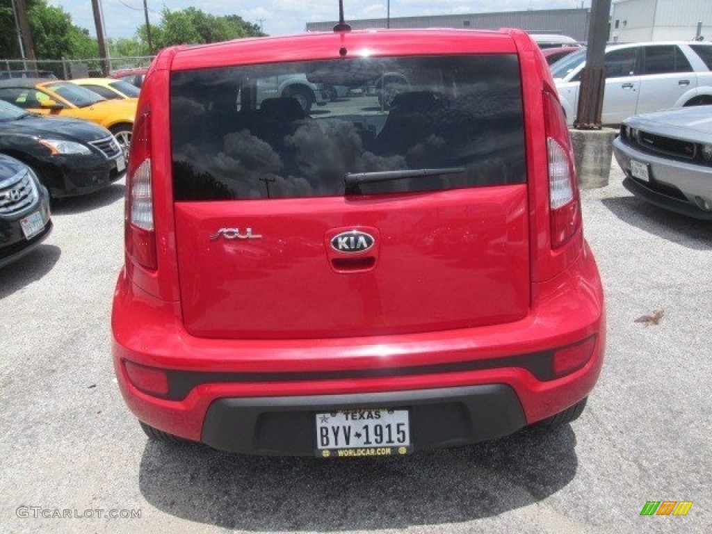 2013 Soul 1.6 - Molten Red / Black Cloth photo #6