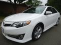 Super White - Camry SE Photo No. 1