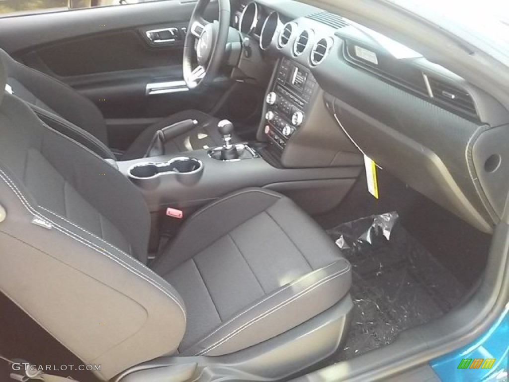 Ebony Interior 2017 Ford Mustang V6 Coupe Photo #114030813