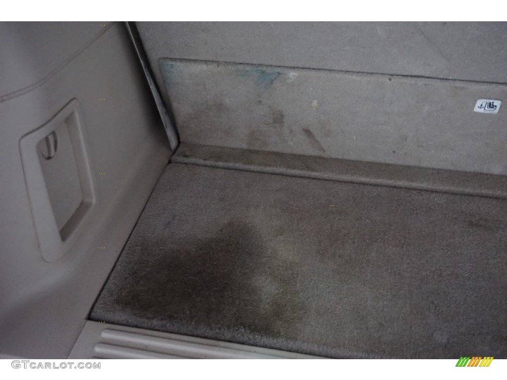 2003 Expedition XLT 4x4 - Black Clearcoat / Flint Grey photo #23
