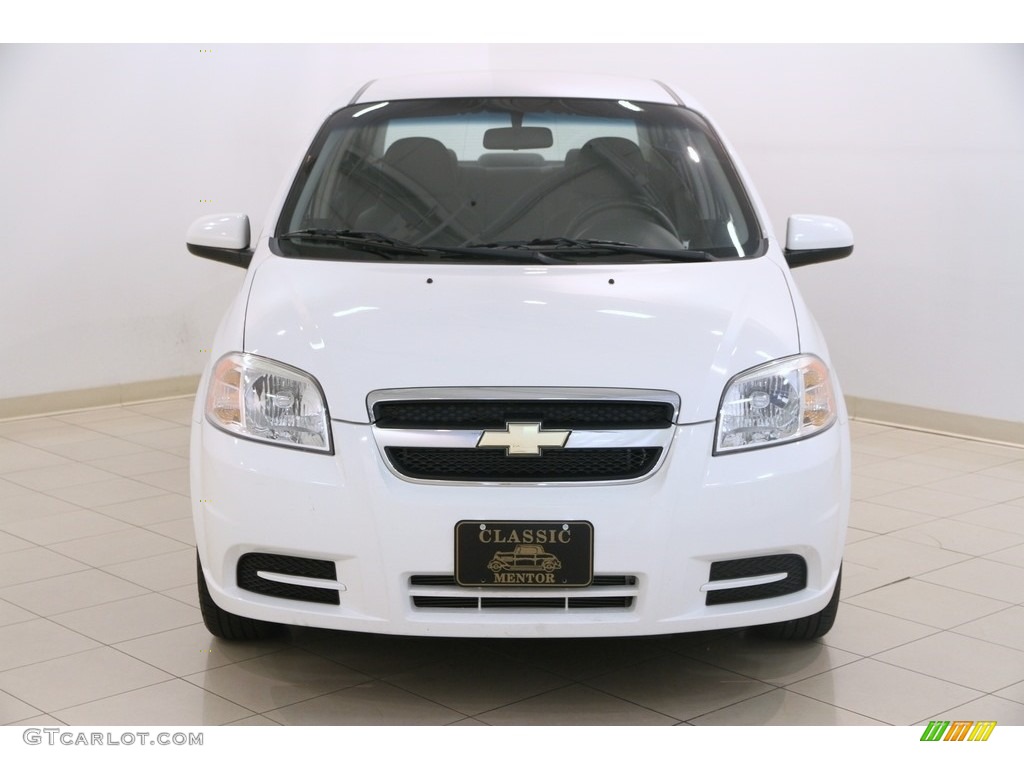 2010 Aveo LT Sedan - Summit White / Charcoal photo #2