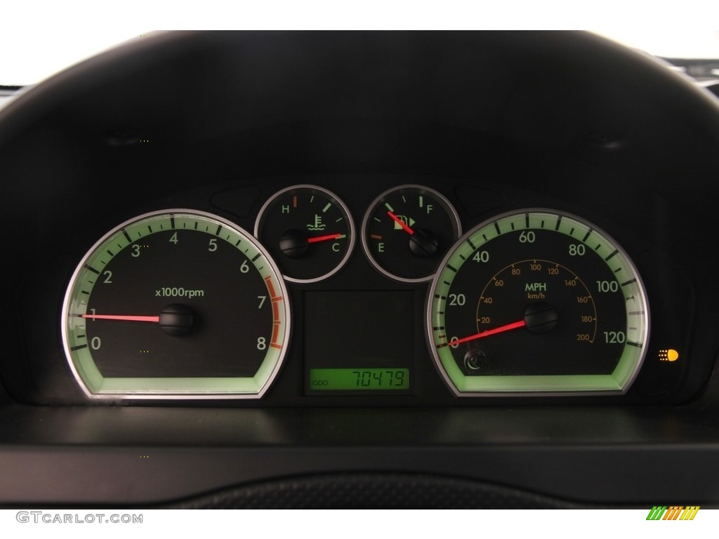 2010 Aveo LT Sedan - Summit White / Charcoal photo #7