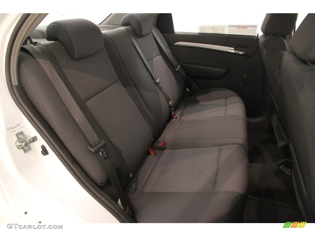 2010 Aveo LT Sedan - Summit White / Charcoal photo #13