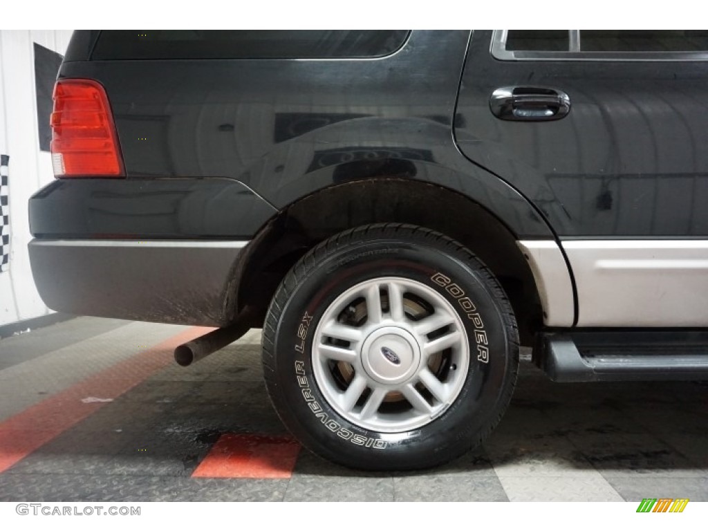 2003 Expedition XLT 4x4 - Black Clearcoat / Flint Grey photo #62