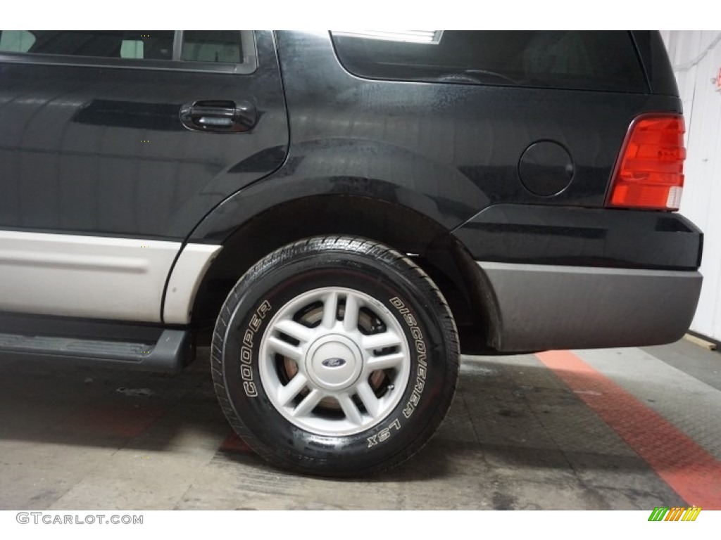 2003 Expedition XLT 4x4 - Black Clearcoat / Flint Grey photo #72