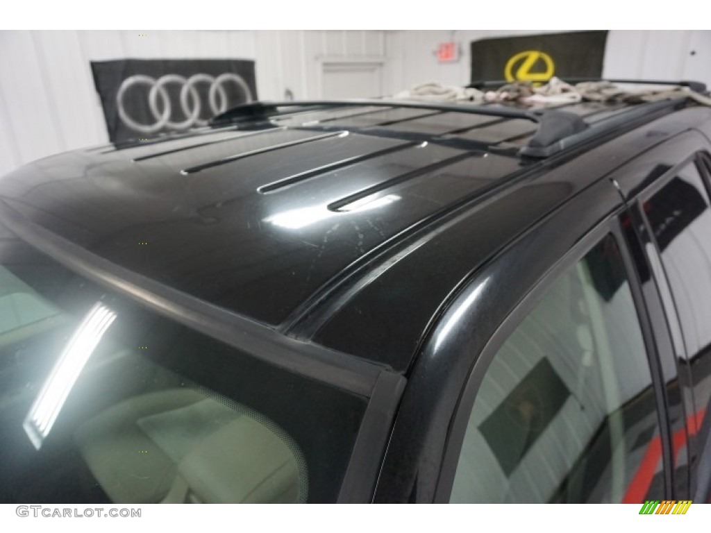 2003 Expedition XLT 4x4 - Black Clearcoat / Flint Grey photo #86