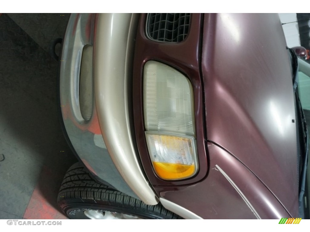 1998 Expedition Eddie Bauer 4x4 - Dark Toreador Red Metallic / Medium Prairie Tan photo #56