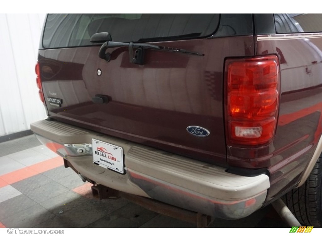 1998 Expedition Eddie Bauer 4x4 - Dark Toreador Red Metallic / Medium Prairie Tan photo #81