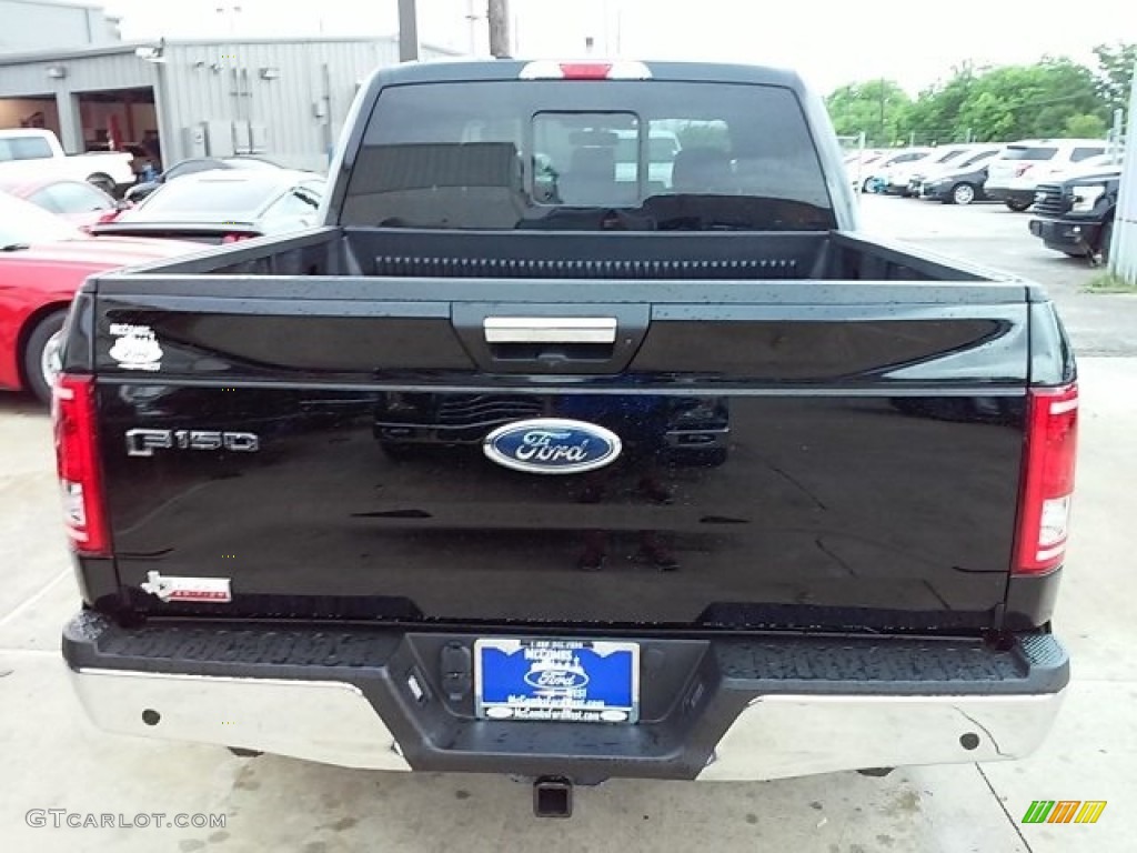 2016 F150 XLT SuperCrew - Shadow Black / Medium Earth Gray photo #13