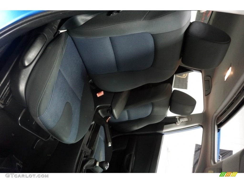 2005 MAZDA3 s Hatchback - Strato Blue Mica / Black/Blue photo #18