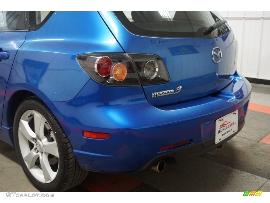 2005 MAZDA3 s Hatchback - Strato Blue Mica / Black/Blue photo #64