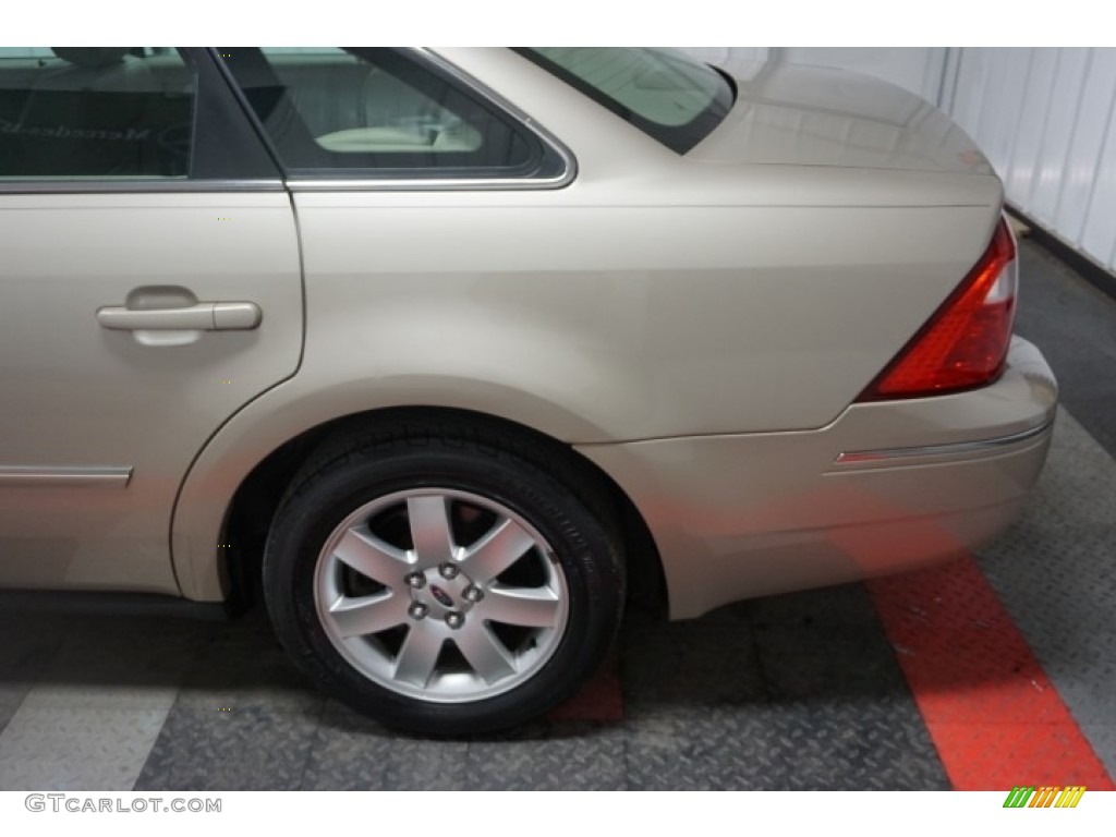 2006 Five Hundred SEL - Pueblo Gold Metallic / Pebble Beige photo #69