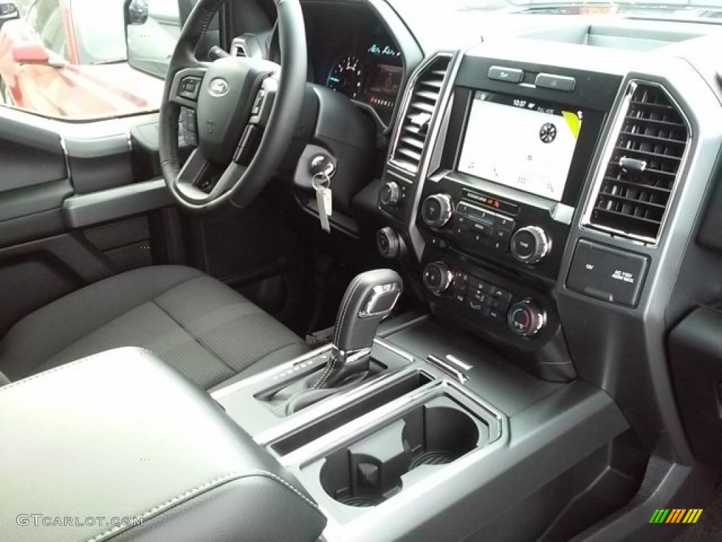 2016 F150 XLT SuperCrew - Shadow Black / Black photo #13