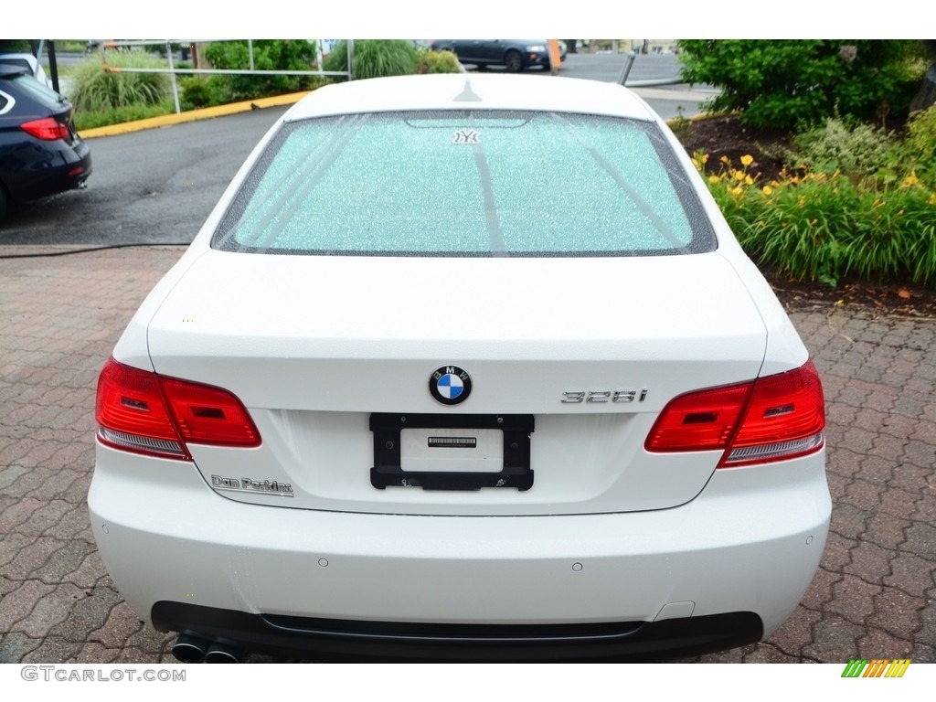 2010 3 Series 328i xDrive Coupe - Alpine White / Saddle Brown Dakota Leather photo #7