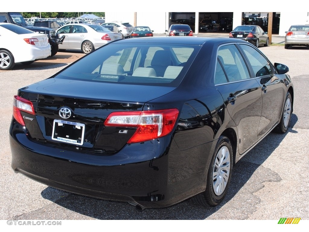 2014 Camry LE - Attitude Black Metallic / Ivory photo #5