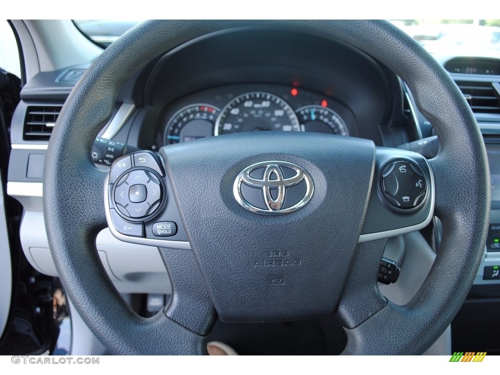 2014 Camry LE - Attitude Black Metallic / Ivory photo #13