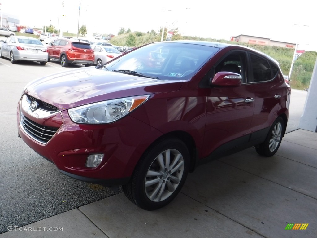 2013 Tucson Limited AWD - Garnet Red / Taupe photo #6