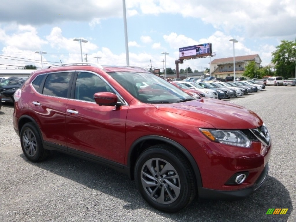 2016 Rogue SL AWD - Cayenne Red / Charcoal photo #1