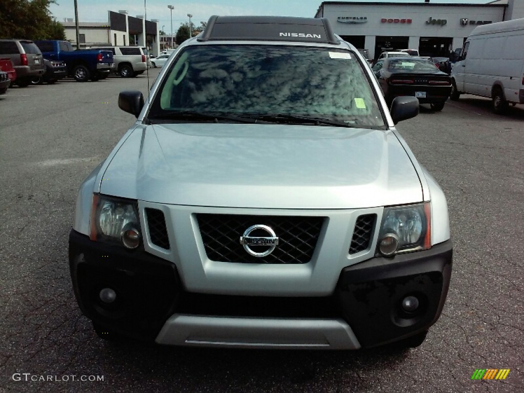 2010 Xterra S - Silver Lightning Metallic / Gray photo #3