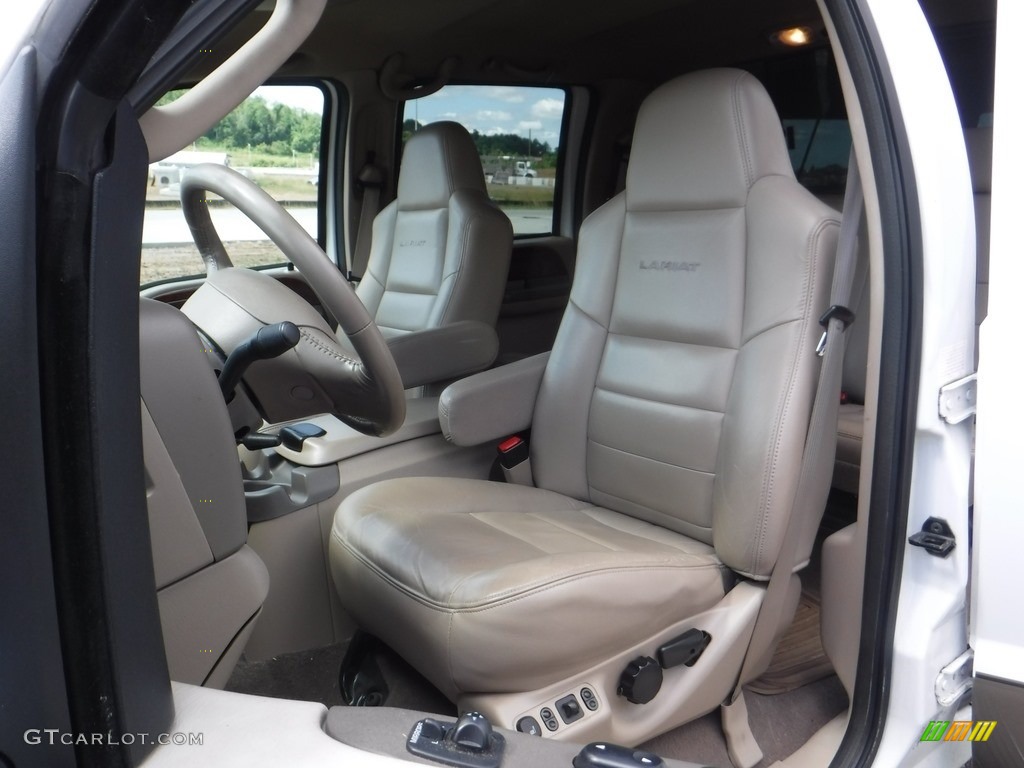 2004 F250 Super Duty Lariat Crew Cab 4x4 - Oxford White / Medium Parchment photo #18