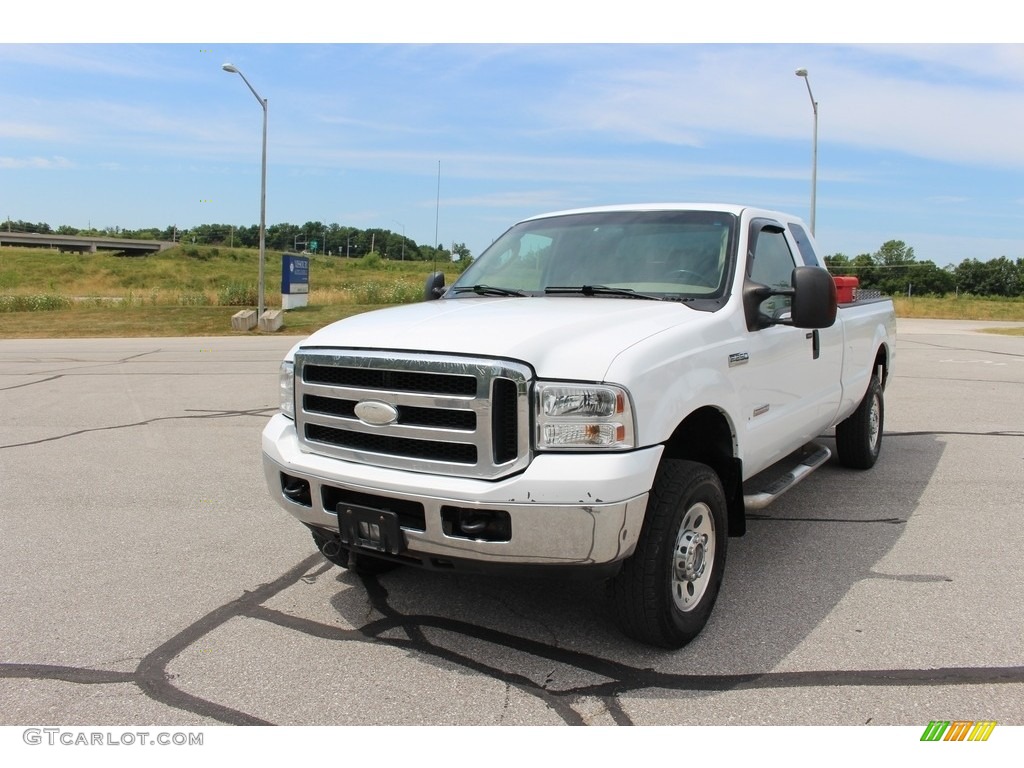 2007 F250 Super Duty XLT SuperCab 4x4 - Oxford White Clearcoat / Tan photo #9