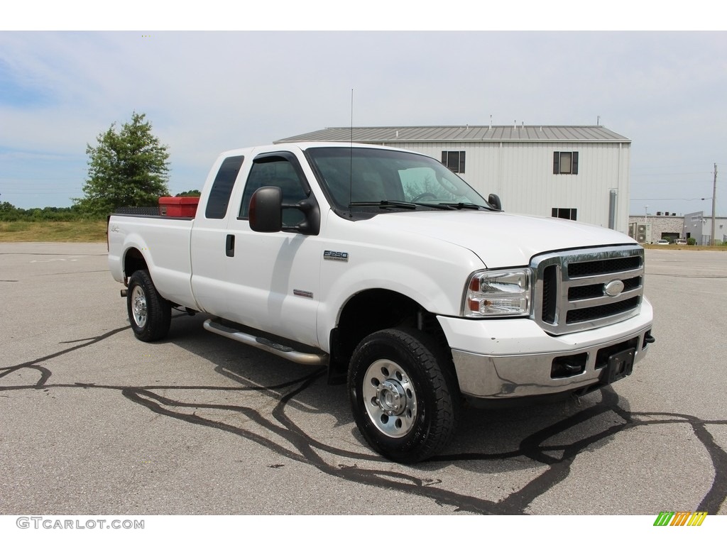 2007 F250 Super Duty XLT SuperCab 4x4 - Oxford White Clearcoat / Tan photo #10