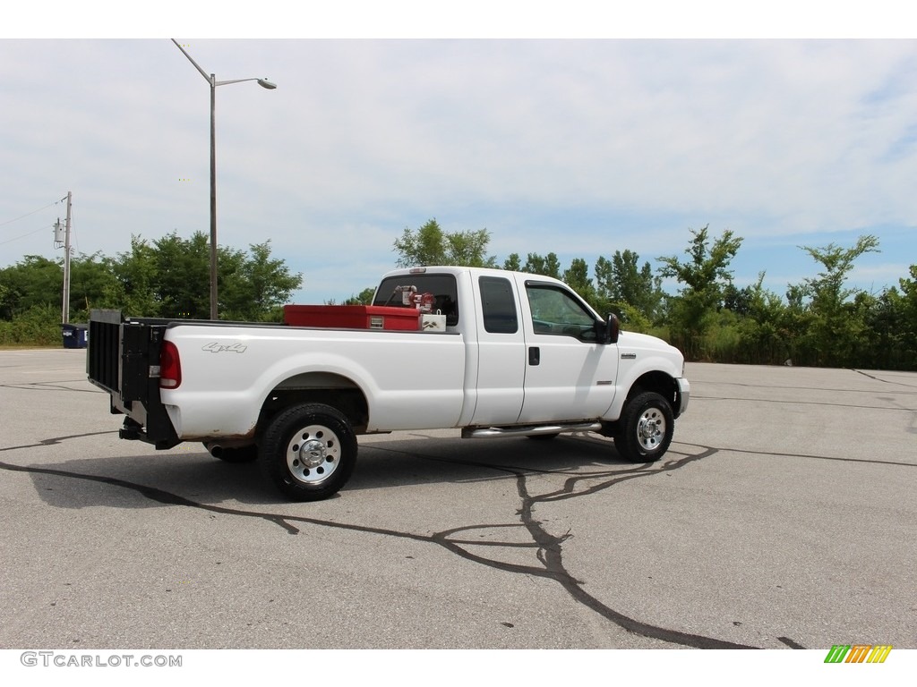 2007 F250 Super Duty XLT SuperCab 4x4 - Oxford White Clearcoat / Tan photo #40