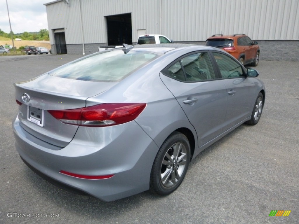 2017 Elantra SE - Gray / Black photo #7