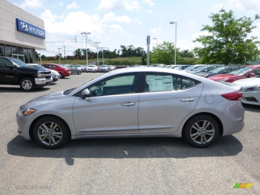 2017 Elantra SE - Gray / Black photo #10