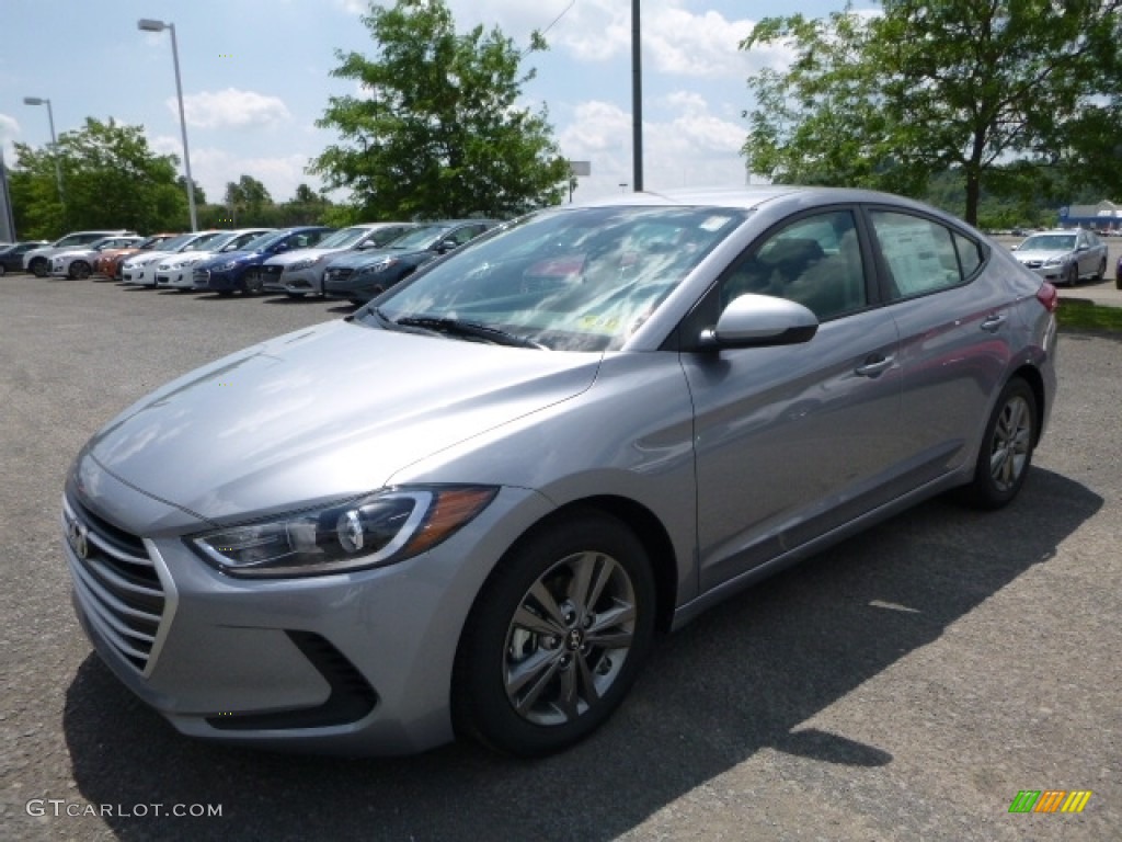 2017 Elantra SE - Gray / Black photo #11