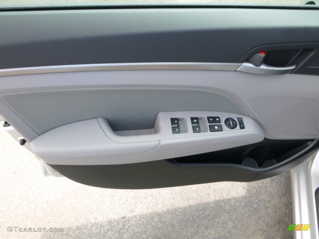 2017 Elantra SE - Silver / Gray photo #14