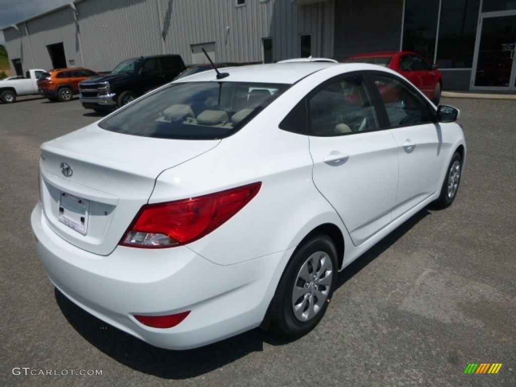 2016 Accent SE Sedan - Century White / Beige photo #7