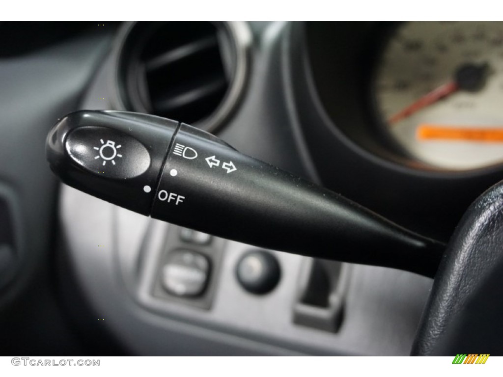 2003 RAV4  - Black / Gray photo #30