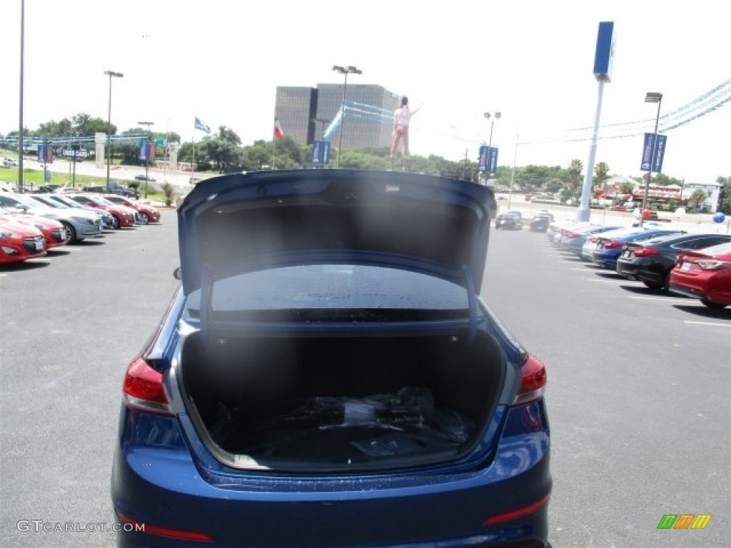 2017 Elantra SE - Lakeside Blue / Gray photo #5