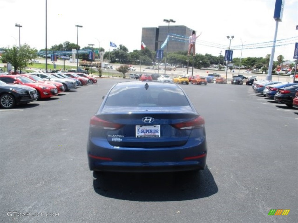 2017 Elantra SE - Lakeside Blue / Gray photo #6