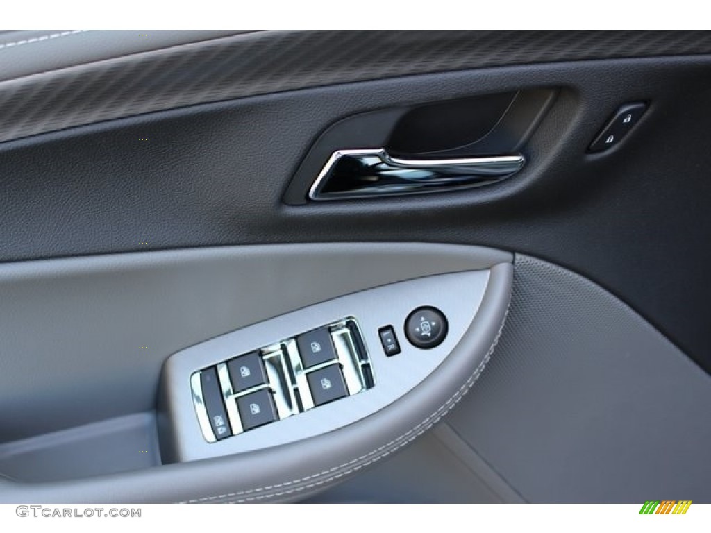 2017 Chevrolet Impala LS Controls Photo #114074504