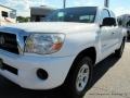 Super White - Tacoma Access Cab Photo No. 29
