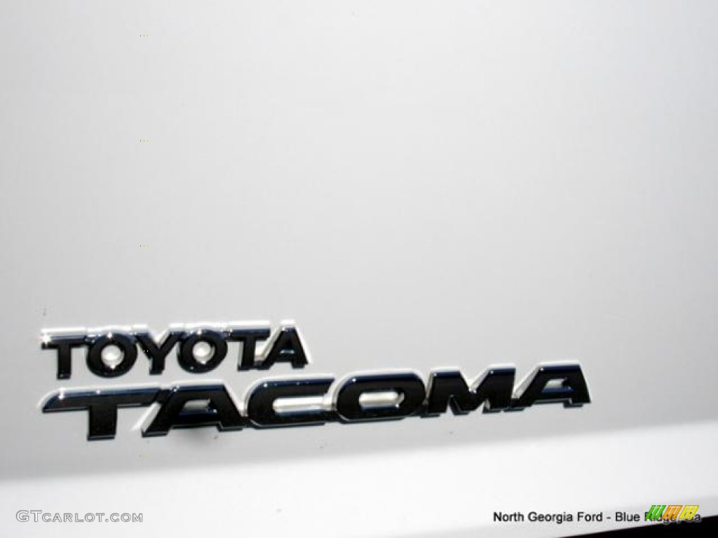2005 Tacoma Access Cab - Super White / Taupe photo #33