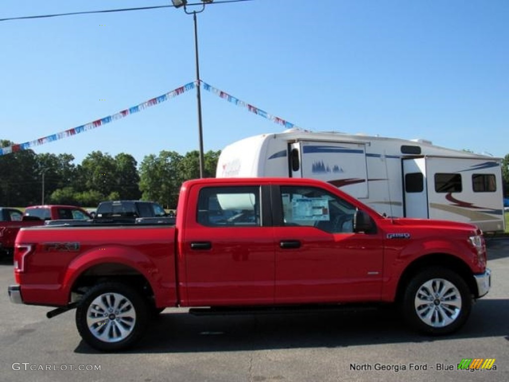 2016 F150 XLT SuperCrew 4x4 - Race Red / Medium Earth Gray photo #7