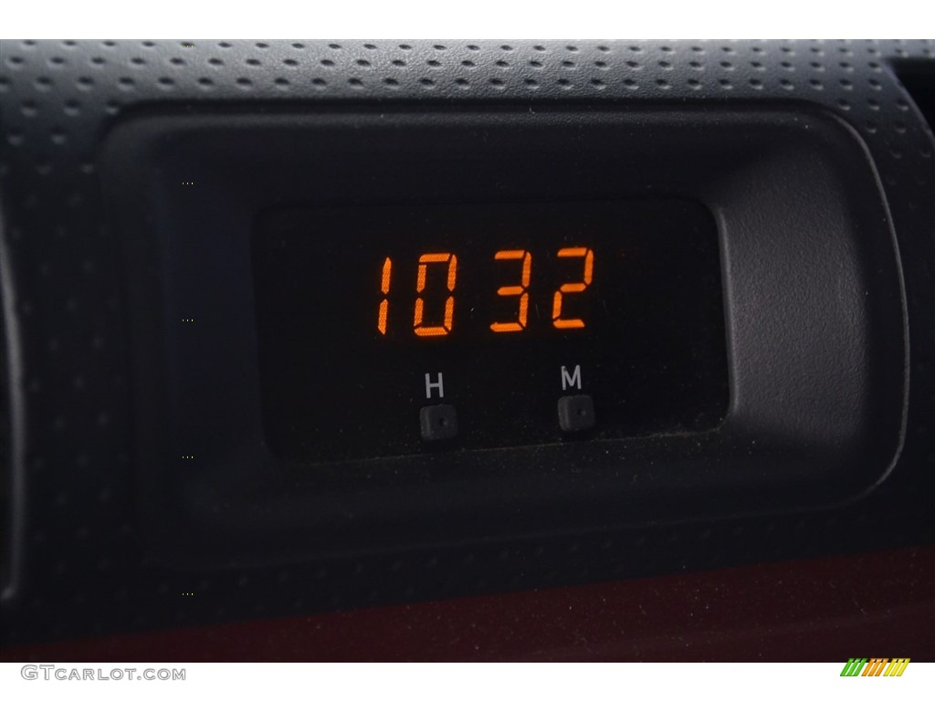 2008 FJ Cruiser  - Brick Red / Dark Charcoal photo #25