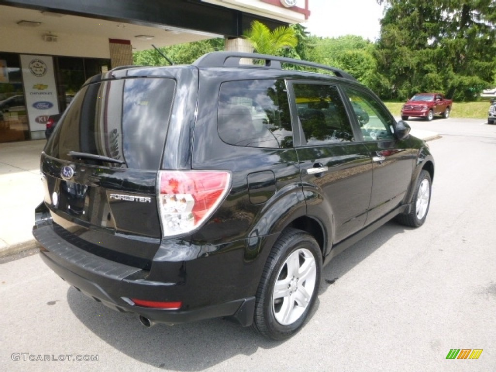2010 Forester 2.5 X Limited - Obsidian Black Pearl / Black photo #2