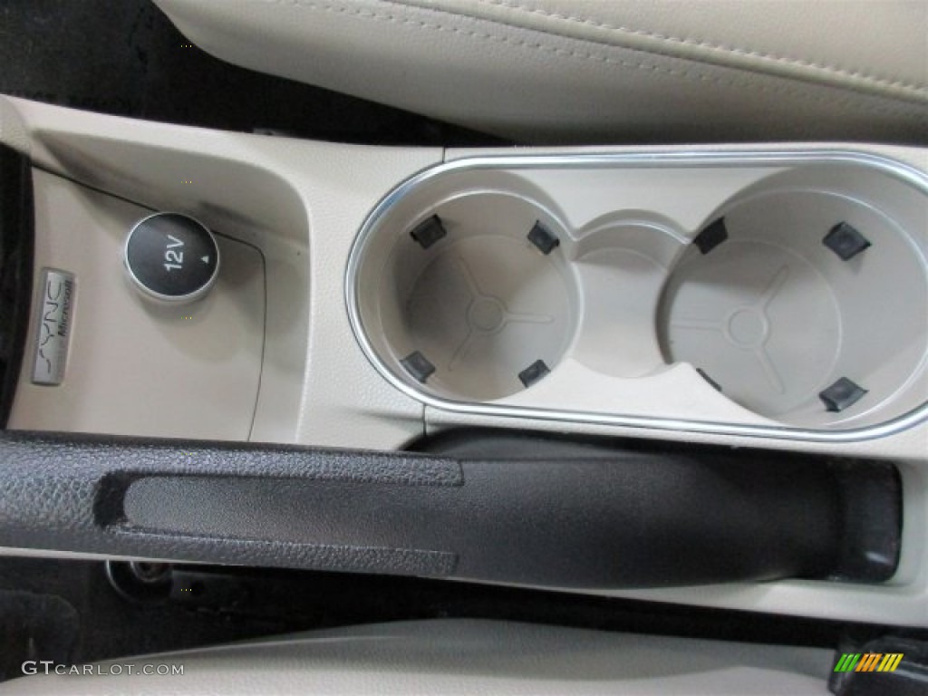 2016 Fiesta Titanium Hatchback - White Platinum Metallic Tri-coat / Medium Light Stone photo #26