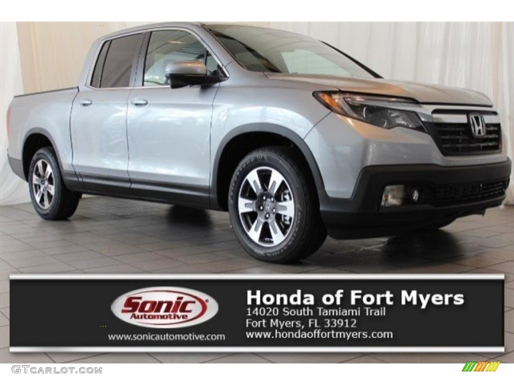 Lunar Silver Metallic Honda Ridgeline