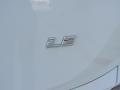 Super White - RAV4 LE Photo No. 14