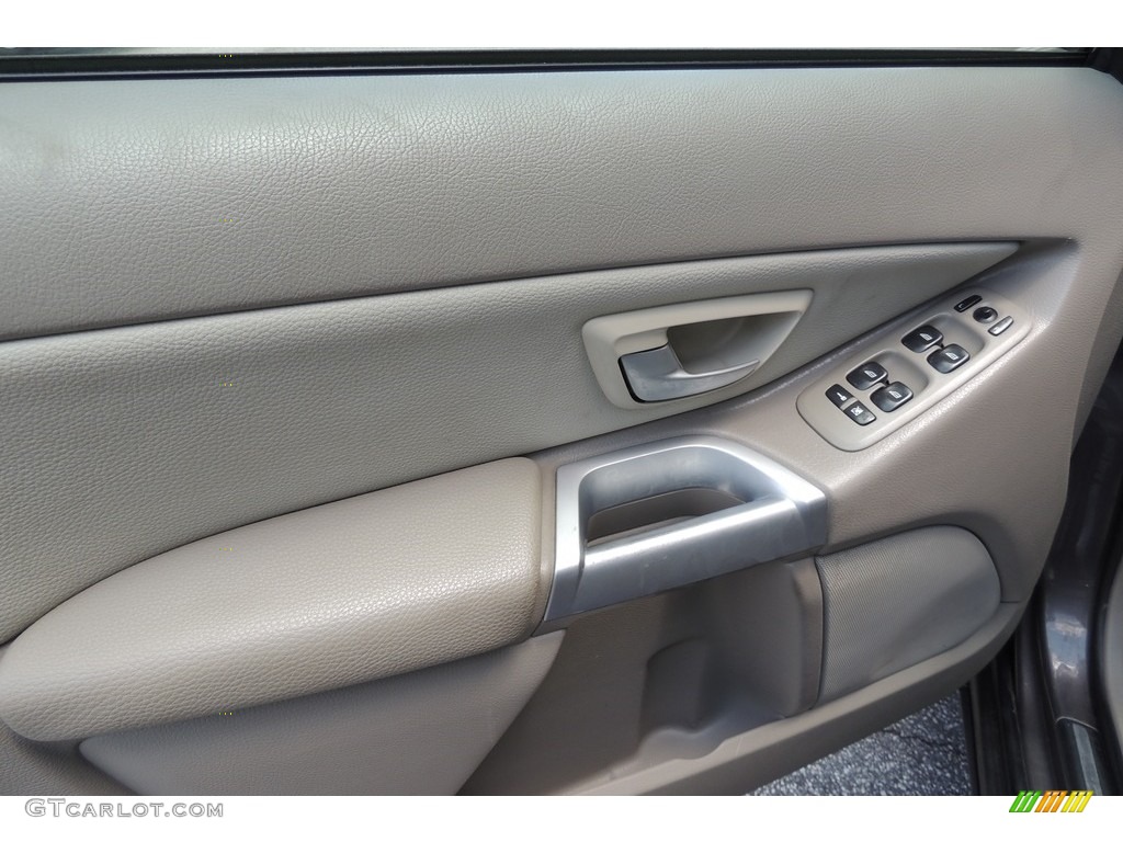 2005 XC90 V8 AWD - Titanium Gray Metallic / Taupe/Light Taupe photo #17