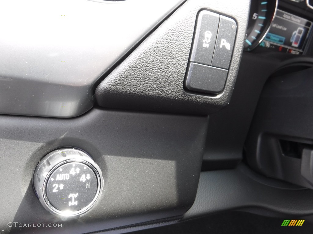 2016 Suburban LS 4WD - Brownstone Metallic / Jet Black photo #11