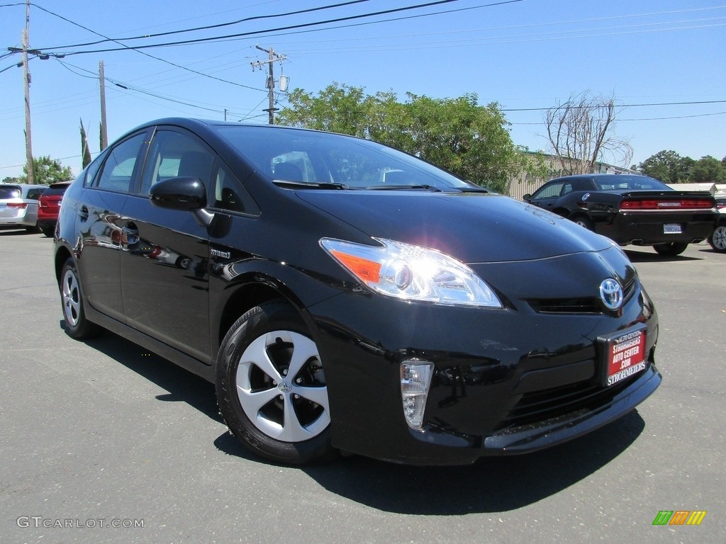 Black Toyota Prius
