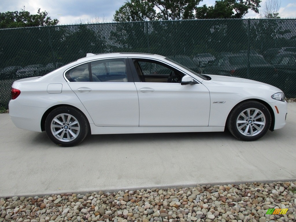 2016 5 Series 528i xDrive Sedan - Alpine White / Venetian Beige/Black photo #2